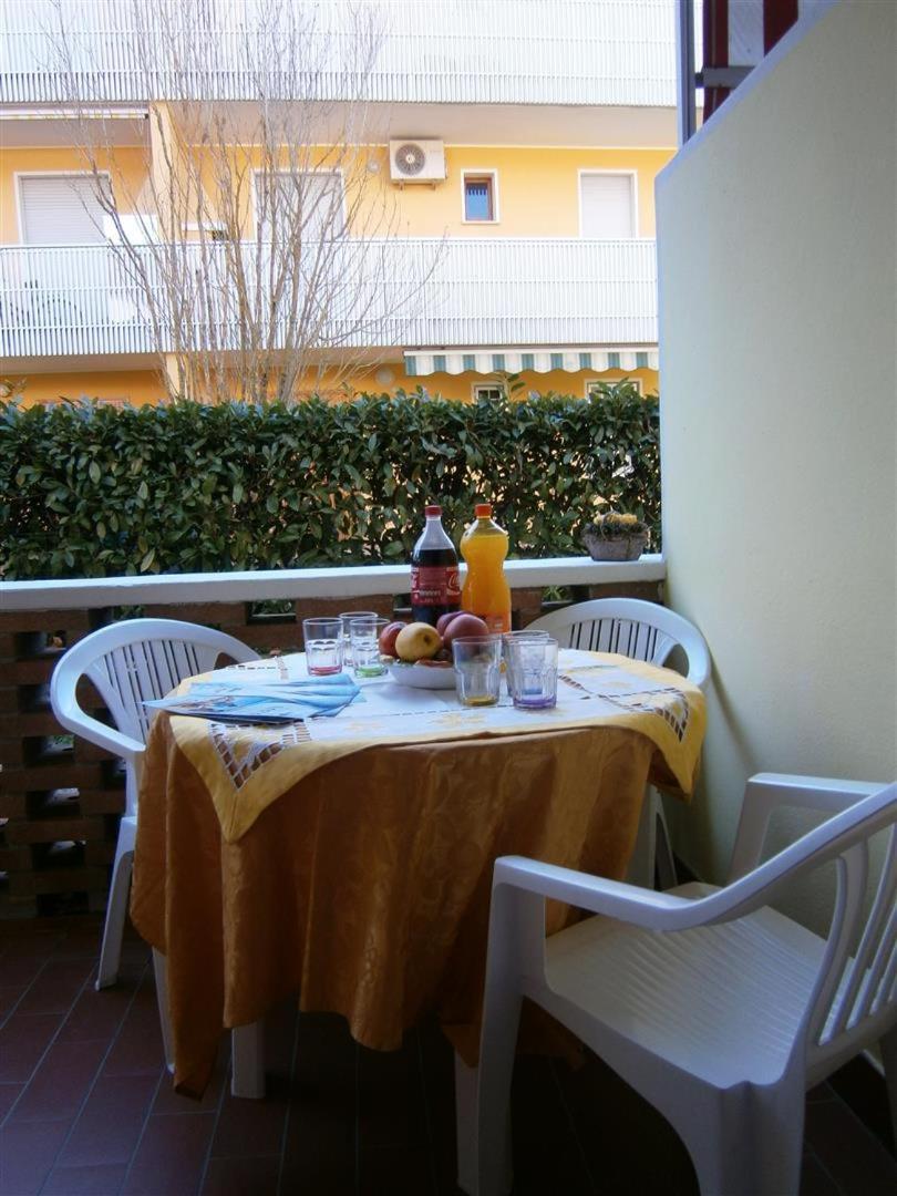 Apartamento Glicini Bibione Exterior foto